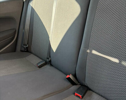 Серый Фольксваген Поло, объемом двигателя 1.4 л и пробегом 64 тыс. км за 11000 $, фото 8 на Automoto.ua