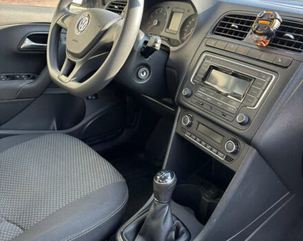 Серый Фольксваген Поло, объемом двигателя 1.4 л и пробегом 64 тыс. км за 11000 $, фото 7 на Automoto.ua