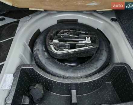 Сірий Фольксваген Поло, об'ємом двигуна 1.6 л та пробігом 143 тис. км за 8850 $, фото 14 на Automoto.ua