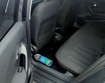 Серый Фольксваген Поло, объемом двигателя 1.6 л и пробегом 137 тыс. км за 9100 $, фото 4 на Automoto.ua