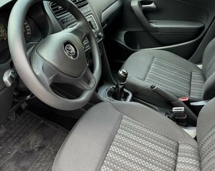 Серый Фольксваген Поло, объемом двигателя 1.6 л и пробегом 160 тыс. км за 8650 $, фото 7 на Automoto.ua