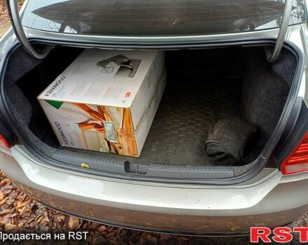 Сірий Фольксваген Поло, об'ємом двигуна 1.4 л та пробігом 68 тис. км за 12000 $, фото 12 на Automoto.ua