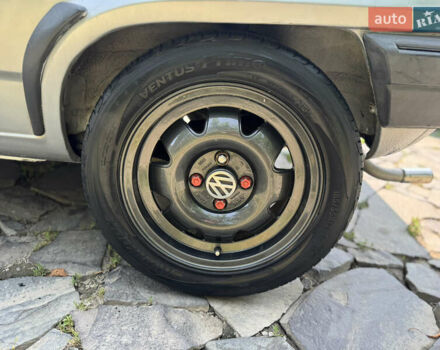 Серый Фольксваген Поло, объемом двигателя 1.3 л и пробегом 170 тыс. км за 900 $, фото 9 на Automoto.ua