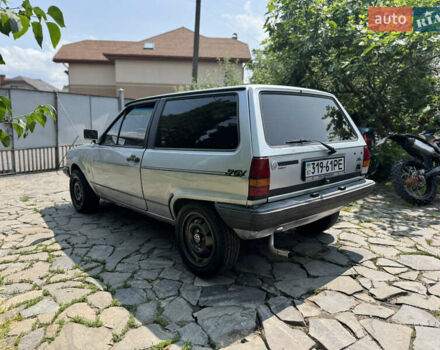 Серый Фольксваген Поло, объемом двигателя 1.3 л и пробегом 170 тыс. км за 900 $, фото 3 на Automoto.ua