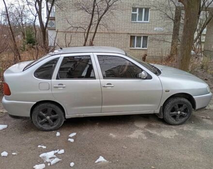 Сірий Фольксваген Поло, об'ємом двигуна 1.4 л та пробігом 240 тис. км за 2100 $, фото 1 на Automoto.ua