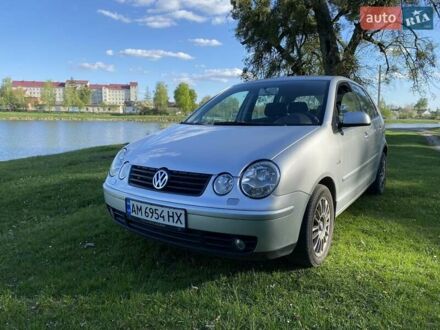 Фольксваген Поло 2002 у Житомирі на Automoto.ua Сірий Фольксваген Поло, об'ємом двигуна 1.39 л та пробігом 195 тис. км за 4900 $, фото 1 на Automoto.ua