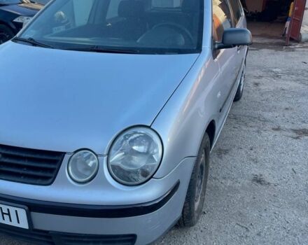 Серый Фольксваген Поло, объемом двигателя 1.4 л и пробегом 320 тыс. км за 1999 $, фото 1 на Automoto.ua