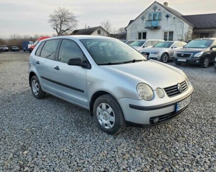 Серый Фольксваген Поло, объемом двигателя 1.4 л и пробегом 217 тыс. км за 3950 $, фото 1 на Automoto.ua