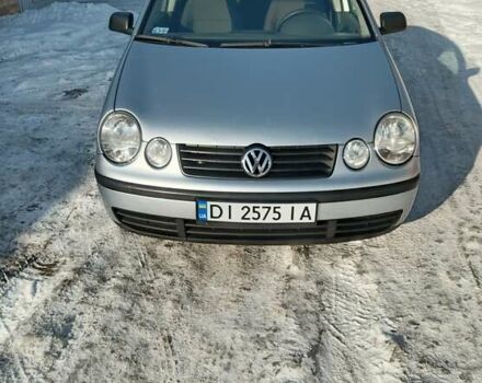 Серый Фольксваген Поло, объемом двигателя 1.2 л и пробегом 268 тыс. км за 3650 $, фото 1 на Automoto.ua