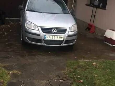 Серый Фольксваген Поло, объемом двигателя 0 л и пробегом 150 тыс. км за 5210 $, фото 1 на Automoto.ua