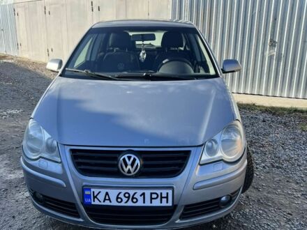 Серый Фольксваген Поло, объемом двигателя 1.4 л и пробегом 157 тыс. км за 4700 $, фото 1 на Automoto.ua