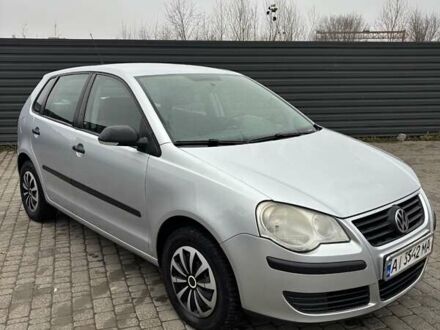 Серый Фольксваген Поло, объемом двигателя 1.39 л и пробегом 212 тыс. км за 5400 $, фото 1 на Automoto.ua