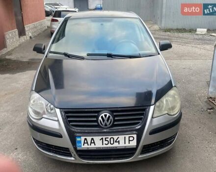Серый Фольксваген Поло, объемом двигателя 1.4 л и пробегом 260 тыс. км за 3500 $, фото 1 на Automoto.ua