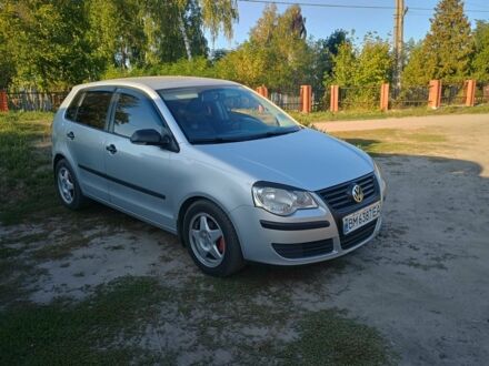 Серый Фольксваген Поло, объемом двигателя 1.2 л и пробегом 340 тыс. км за 4500 $, фото 1 на Automoto.ua