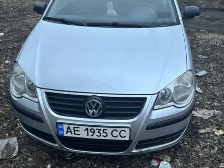 Фольксваген Поло 2007 в Купянске на Automoto.ua Серый Фольксваген Поло, объемом двигателя 1.4 л и пробегом 220 тыс. км за 3800 $, фото 1 на Automoto.ua