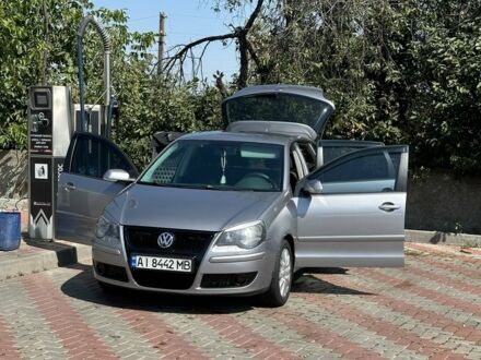 Фольксваген Поло 2007 у Белой Церкве на Automoto.ua Сірий Фольксваген Поло, об'ємом двигуна 1.4 л та пробігом 267 тис. км за 5200 $, фото 1 на Automoto.ua