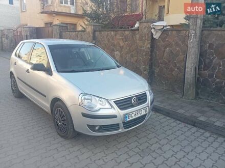 Сірий Фольксваген Поло, об'ємом двигуна 1.39 л та пробігом 215 тис. км за 4500 $, фото 1 на Automoto.ua