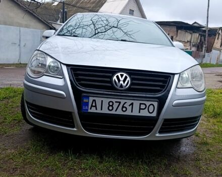 Серый Фольксваген Поло, объемом двигателя 1.4 л и пробегом 267 тыс. км за 4200 $, фото 1 на Automoto.ua