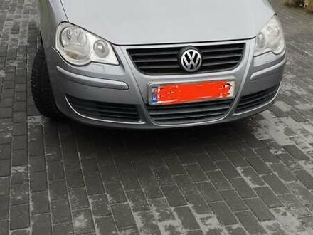 Фольксваген Поло 2008 в Тернополе на Automoto.ua Серый Фольксваген Поло, объемом двигателя 1.2 л и пробегом 183 тыс. км за 4800 $, фото 1 на Automoto.ua