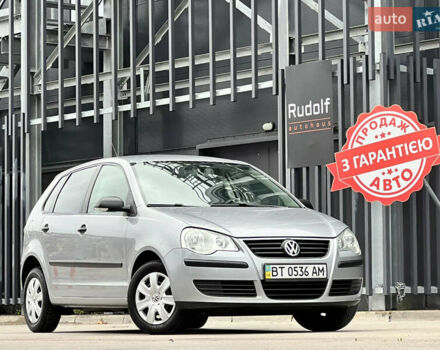 Сірий Фольксваген Поло, об'ємом двигуна 1.4 л та пробігом 192 тис. км за 5900 $, фото 1 на Automoto.ua
