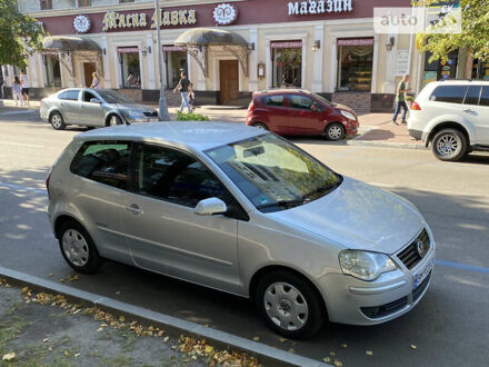 Фольксваген Поло 2008 у Кременчуге на Automoto.ua Сірий Фольксваген Поло, об'ємом двигуна 1.2 л та пробігом 285 тис. км за 3700 $, фото 1 на Automoto.ua