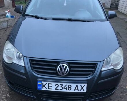 Серый Фольксваген Поло, объемом двигателя 1.4 л и пробегом 256 тыс. км за 5500 $, фото 1 на Automoto.ua
