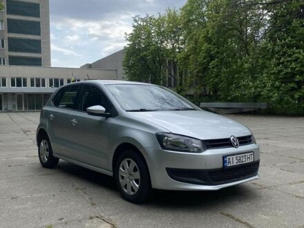 Фольксваген Поло 2009 в Киеве на Automoto.ua Серый Фольксваген Поло, объемом двигателя 1.4 л и пробегом 197 тыс. км за 5000 $, фото 1 на Automoto.ua