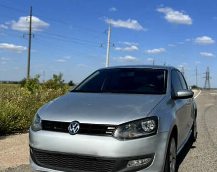 Сірий Фольксваген Поло, об'ємом двигуна 1.6 л та пробігом 215 тис. км за 6800 $, фото 1 на Automoto.ua