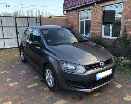 Серый Фольксваген Поло, объемом двигателя 1.6 л и пробегом 165 тыс. км за 7000 $, фото 1 на Automoto.ua