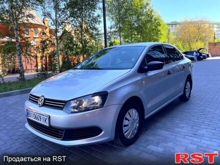 Фольксваген Поло 2011 в Полтаве на Automoto.ua Серый Фольксваген Поло, объемом двигателя 1.6 л и пробегом 193 тыс. км за 5800 $, фото 1 на Automoto.ua