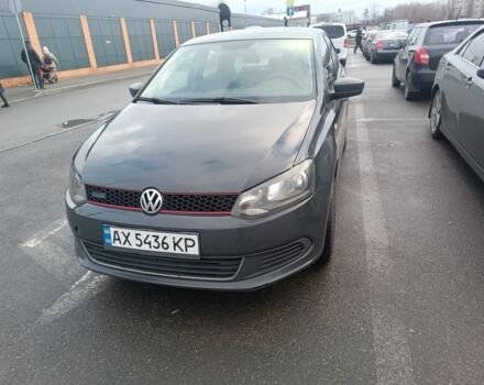 Серый Фольксваген Поло, объемом двигателя 1.6 л и пробегом 317 тыс. км за 4500 $, фото 1 на Automoto.ua