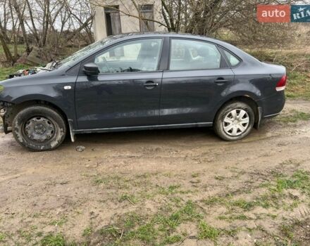 Серый Фольксваген Поло, объемом двигателя 1.6 л и пробегом 151 тыс. км за 2500 $, фото 1 на Automoto.ua