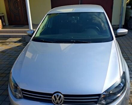 Серый Фольксваген Поло, объемом двигателя 1.6 л и пробегом 870 тыс. км за 7000 $, фото 1 на Automoto.ua