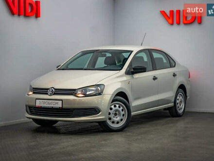 Серый Фольксваген Поло, объемом двигателя 1.6 л и пробегом 152 тыс. км за 7237 $, фото 1 на Automoto.ua