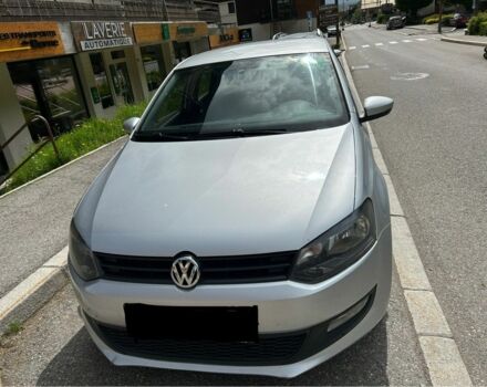 Серый Фольксваген Поло, объемом двигателя 1.4 л и пробегом 185 тыс. км за 5050 $, фото 1 на Automoto.ua