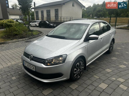 Серый Фольксваген Поло, объемом двигателя 1.6 л и пробегом 165 тыс. км за 7150 $, фото 1 на Automoto.ua