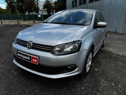 Серый Фольксваген Поло, объемом двигателя 1.6 л и пробегом 330 тыс. км за 5390 $, фото 1 на Automoto.ua