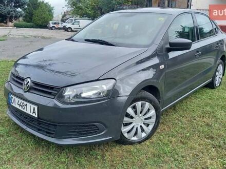 Серый Фольксваген Поло, объемом двигателя 1.6 л и пробегом 200 тыс. км за 4550 $, фото 1 на Automoto.ua