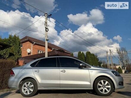 Фольксваген Поло 2013 в Кропивницком (Кировограде) на Automoto.ua Серый Фольксваген Поло, объемом двигателя 1.6 л и пробегом 88 тыс. км за 9999 $, фото 1 на Automoto.ua