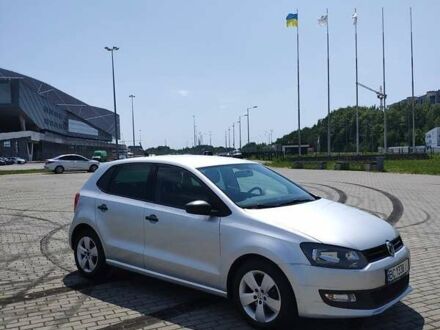 Фольксваген Поло 2013 в Львове на Automoto.ua Серый Фольксваген Поло, объемом двигателя 1.2 л и пробегом 171 тыс. км за 7200 $, фото 1 на Automoto.ua