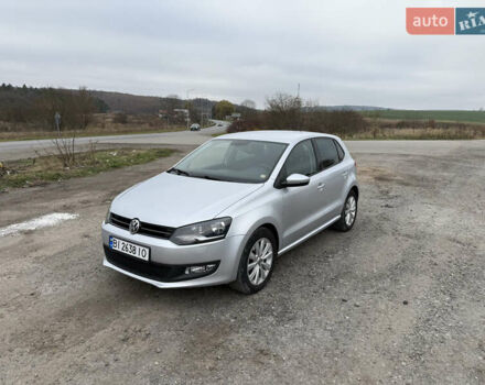 Серый Фольксваген Поло, объемом двигателя 1.6 л и пробегом 164 тыс. км за 9400 $, фото 1 на Automoto.ua