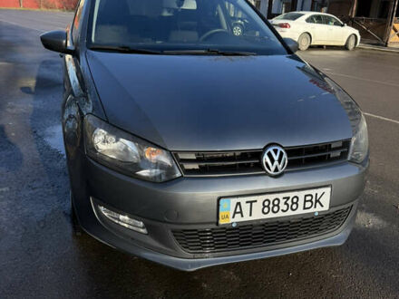 Сірий Фольксваген Поло, об'ємом двигуна 1.2 л та пробігом 147 тис. км за 7000 $, фото 1 на Automoto.ua