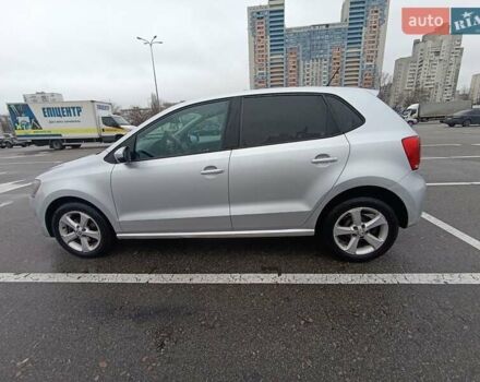 Сірий Фольксваген Поло, об'ємом двигуна 1.39 л та пробігом 137 тис. км за 8500 $, фото 1 на Automoto.ua