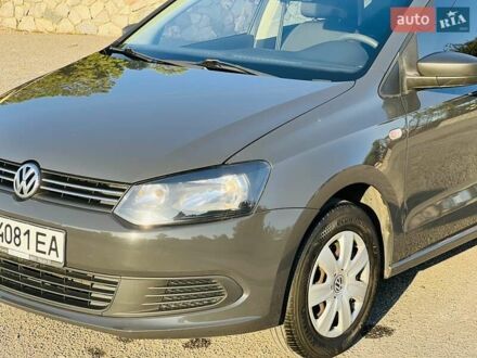 Сірий Фольксваген Поло, об'ємом двигуна 1.6 л та пробігом 110 тис. км за 6500 $, фото 1 на Automoto.ua
