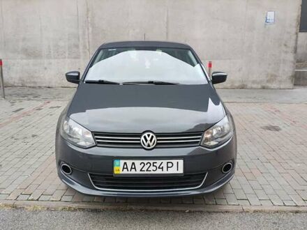 Серый Фольксваген Поло, объемом двигателя 1.6 л и пробегом 207 тыс. км за 7800 $, фото 1 на Automoto.ua