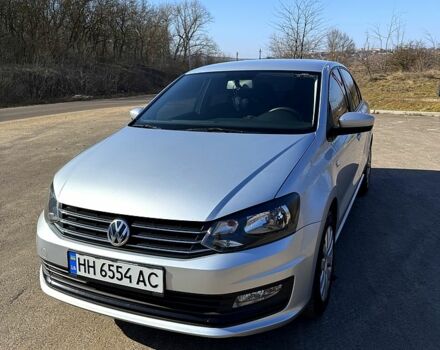 Серый Фольксваген Поло, объемом двигателя 1.4 л и пробегом 9760 тыс. км за 11000 $, фото 1 на Automoto.ua