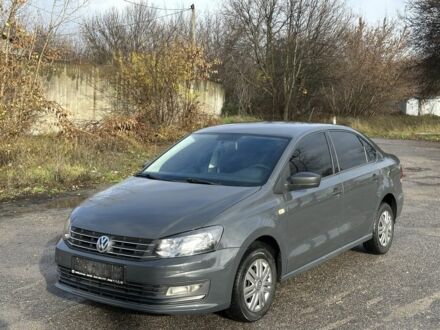 Серый Фольксваген Поло, объемом двигателя 1.6 л и пробегом 83 тыс. км за 8900 $, фото 1 на Automoto.ua