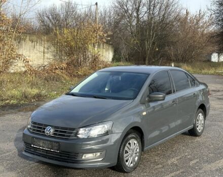 Серый Фольксваген Поло, объемом двигателя 1.6 л и пробегом 83 тыс. км за 8900 $, фото 1 на Automoto.ua