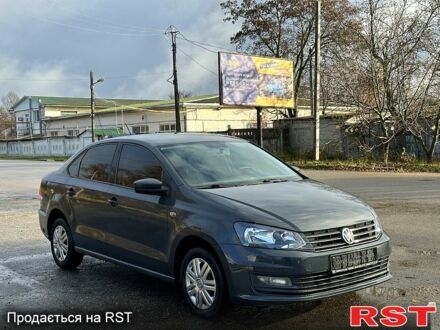 Серый Фольксваген Поло, объемом двигателя 1.6 л и пробегом 83 тыс. км за 8900 $, фото 1 на Automoto.ua