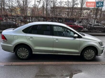 Фольксваген Поло 2017 у Києві на Automoto.ua Сірий Фольксваген Поло, об'ємом двигуна 1.4 л та пробігом 175 тис. км за 8800 $, фото 1 на Automoto.ua